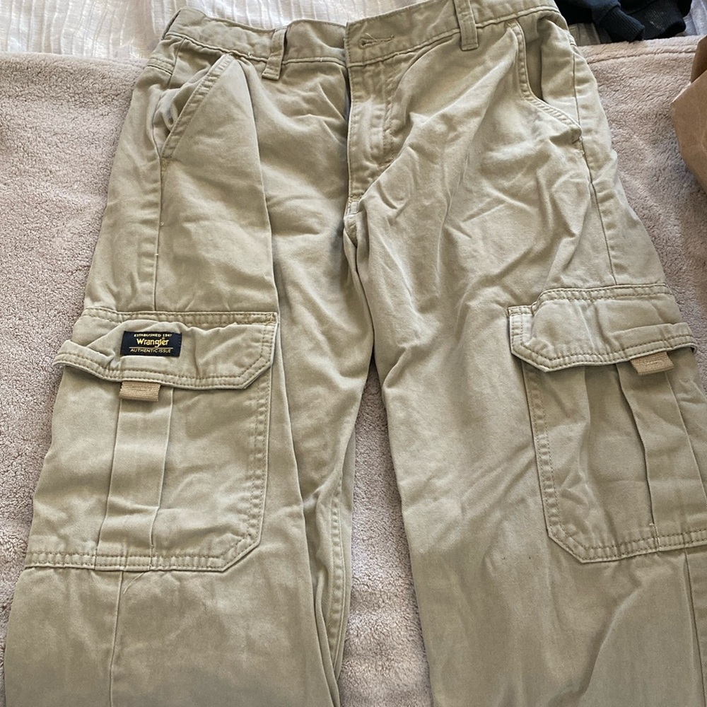 Tan wrangler cargo pants